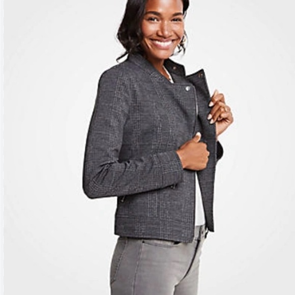 Ann Taylor Plaid Knit Moto Jacket in Gray Plaid size 6 - Picture 1 of 11